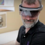 تقرير: هذا موعد تقديم مايكروسوفت لـ HoloLens