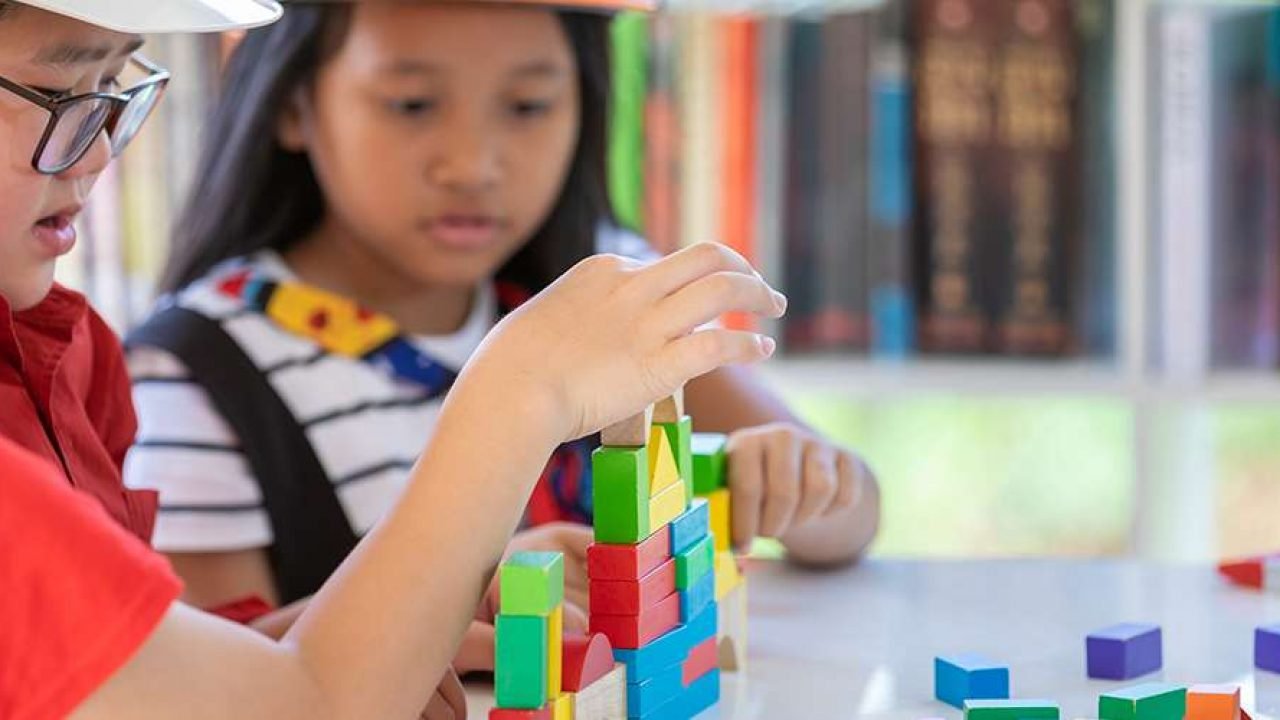 صفات الطفل المبدع