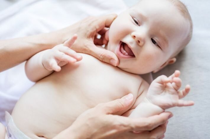 متى يظهر أول سن للطفل