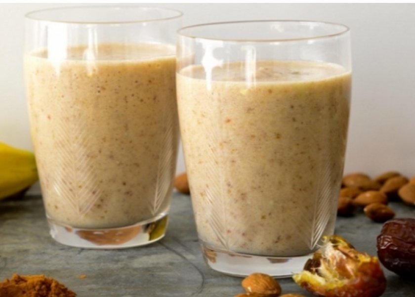 منقوع التمر مع الحليب