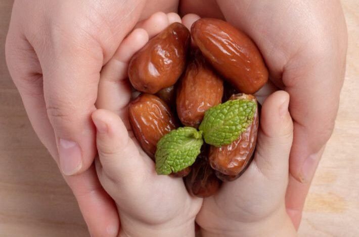 منقوع التمر للرضع في الشهر الرابع