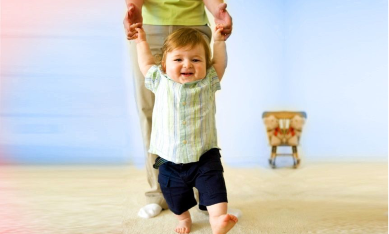تأخر المشي عند الأطفال بعد السنتين ... 5 معلومات مهمة عن تأخر المشي