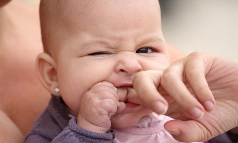 عدم ظهور الأسنان الشهر العاشر ... 5 طرق لتسريع التسنين