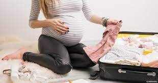 ما هي محتويات حقيبة الولادة في الشتاء