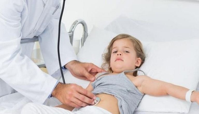 علاج الديدان وعسر الهضم عند الأطفال