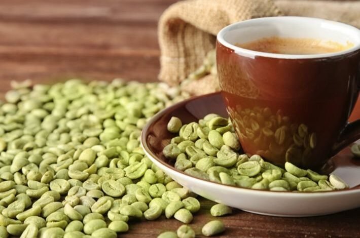 شرب القهوة الخضراء على الريق