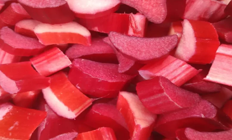 فوائد عشبة الراوند