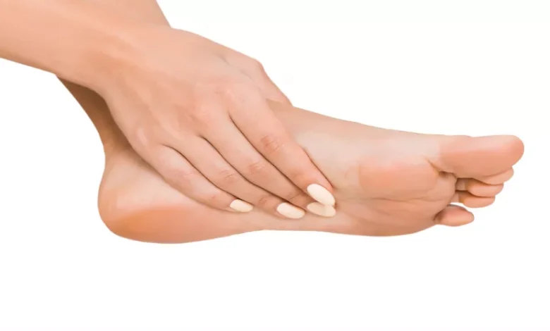 أسباب ألم القدمين