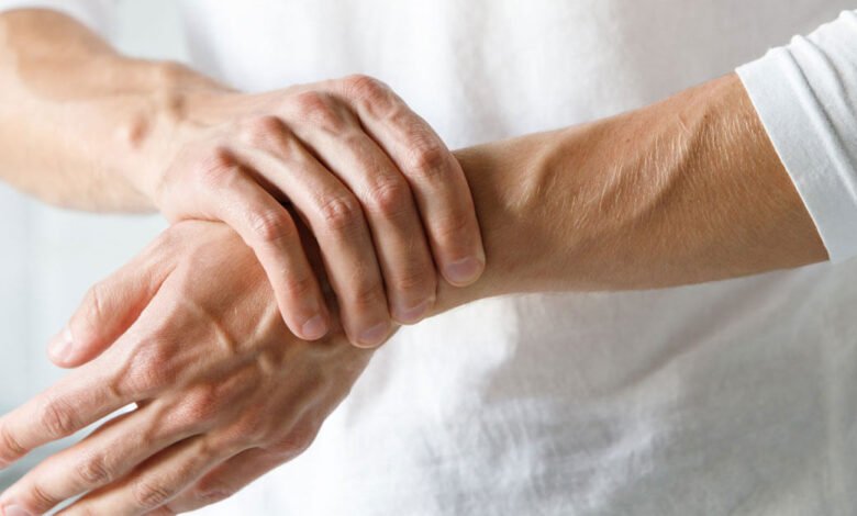 أسباب تنميل الجسم