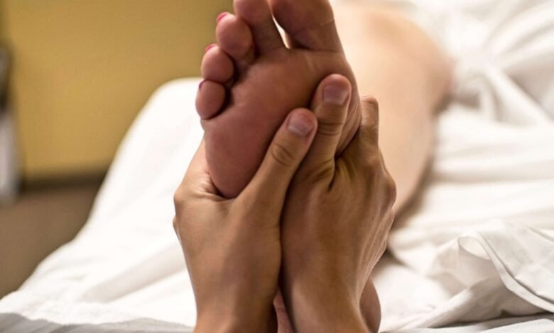 فوائد مساج القدمين