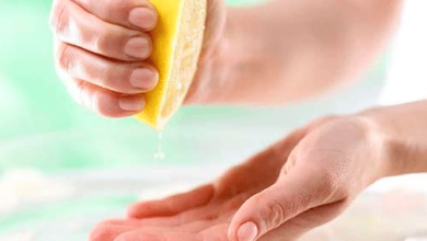 هل علاج حبوب المؤخرة بالليمون فكرة جيدة أم خطأ فادح؟