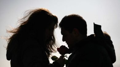 ماذا تفعل الزوجة عندما تشتاق لزوجها