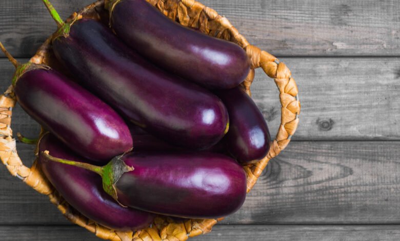 أضرار أكل الباذنجان النيئ قبل النوم